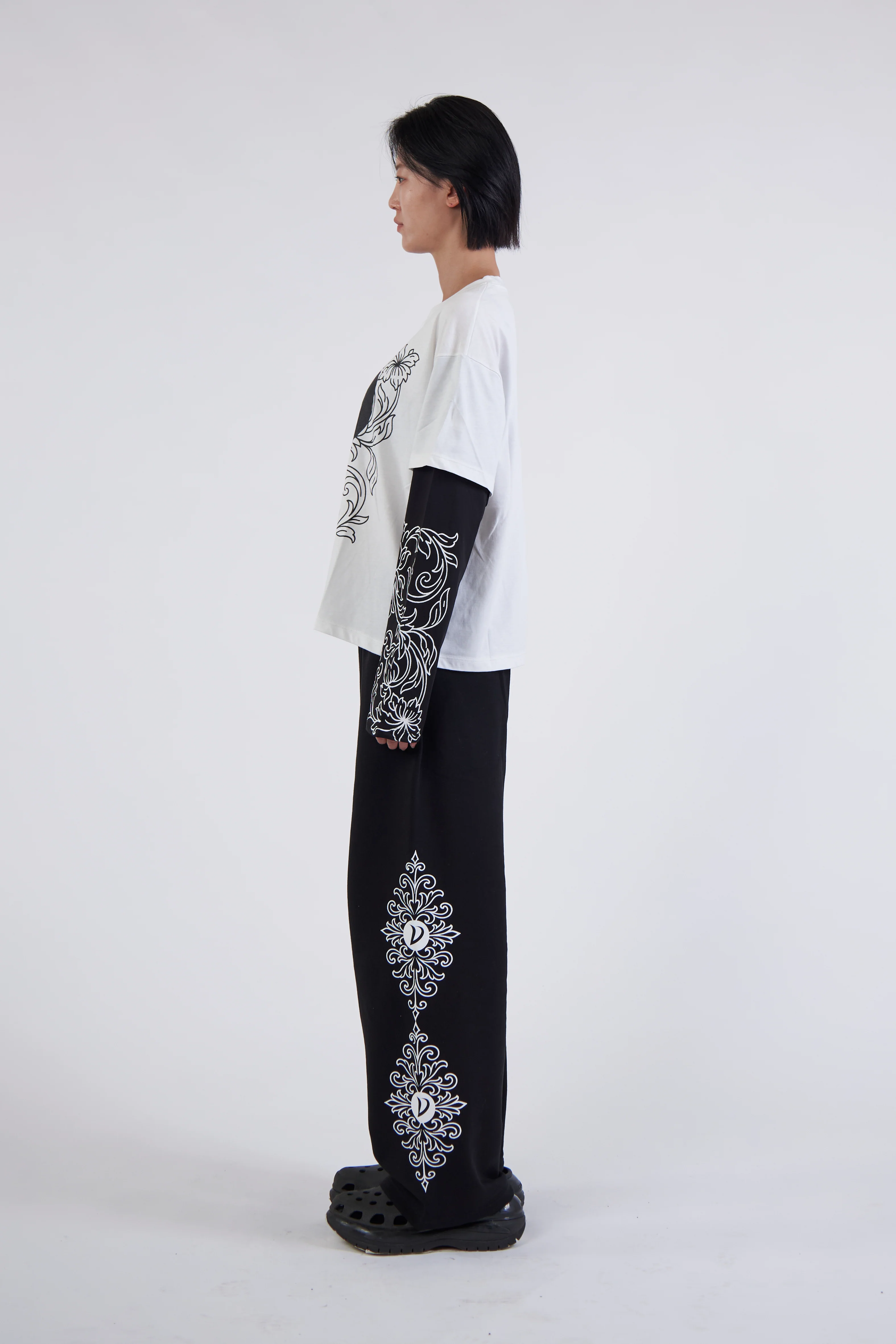 LONGSLEEVE BLACK AND WHITE - Image 3